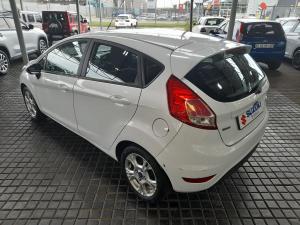 Ford Fiesta 5-door 1.0T Trend auto - Image 5