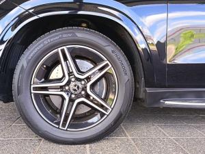 Mercedes-Benz GLE GLE300d 4Matic - Image 3