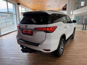 Toyota Fortuner 2.8GD-6 auto - Image 5