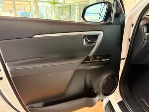 Toyota Fortuner 2.4GD-6 4x4 - Image 12