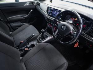 Volkswagen Polo hatch 1.0TSI Comfortline - Image 18