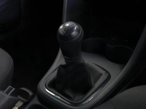 Volkswagen Polo Vivo hatch 1.4 - Image 11