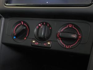 Volkswagen Polo Vivo hatch 1.4 - Image 10