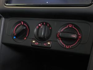 Volkswagen Polo Vivo hatch 1.4 - Image 12