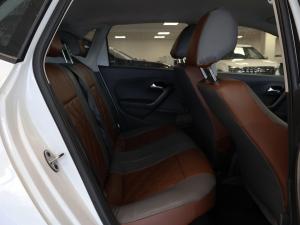 Volkswagen Polo Vivo hatch 1.6 Comfortline auto - Image 13