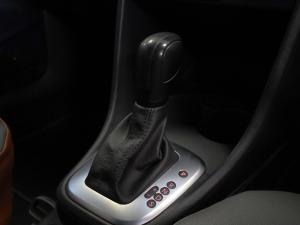 Volkswagen Polo Vivo hatch 1.6 Comfortline auto - Image 14