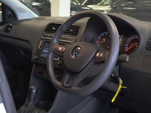 Volkswagen Polo Vivo hatch 1.6 Comfortline auto - Image 18