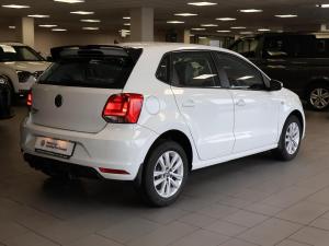 Volkswagen Polo Vivo hatch 1.6 Comfortline auto - Image 9