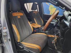 Toyota Hilux 2.8GD-6 double cab 4x4 Legend 50 - Image 10