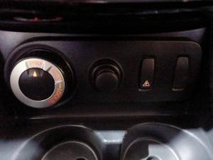 Renault Duster 1.5dCi Dynamique 4WD - Image 16