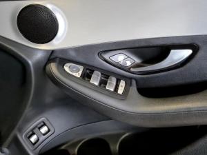 Mercedes-Benz GLC GLC220d 4Matic - Image 20