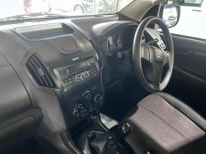 Isuzu D-Max 250 double cab - Image 11