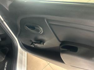 Nissan NP200 1.6i safety pack (aircon) - Image 4