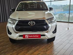 Toyota Hilux 2.4GD-6 double cab 4x4 Raider manual - Image 4