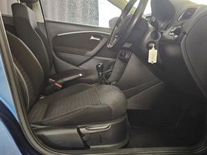 Volkswagen Polo hatch 1.2TSI Comfortline - Image 12