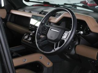 Land Rover Defender 110 D350 X-Dynamic HSE