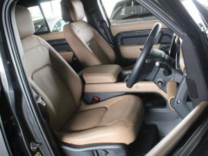 Land Rover Defender 110 D350 X-Dynamic HSE - Image 20