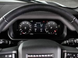 Land Rover Defender 110 D350 X-Dynamic HSE - Image 14