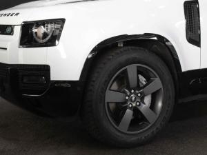 Land Rover Defender 110 D350 X-Dynamic HSE - Image 9