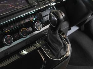 Volkswagen Caravelle 2.0BiTDI Highline - Image 14