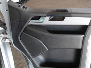 Volkswagen Caravelle 2.0BiTDI Highline - Image 17