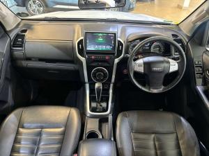 Isuzu mu-X 3.0 - Image 12