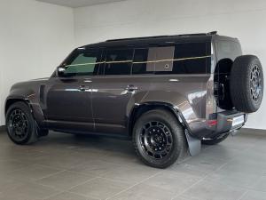 Land Rover Defender 110 Octa - Image 2