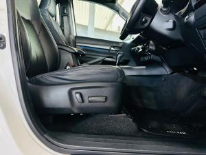 Toyota Hilux 2.8GD-6 double cab 4x4 Legend auto - Image 9