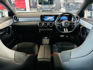 Mercedes-Benz CLA CLA220d Progressive - Image 3