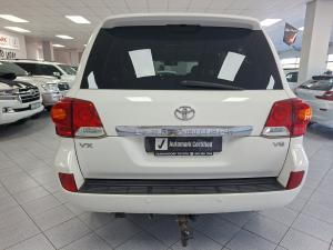Toyota Land Cruiser 200 4.5D-4D V8 VX - Image 5