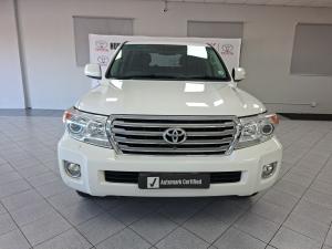 Toyota Land Cruiser 200 4.5D-4D V8 VX - Image 4