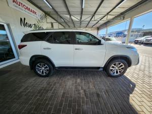 Toyota Fortuner 2.8GD-6 auto - Image 3