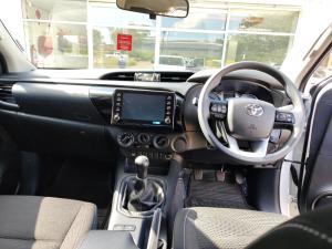 Toyota Hilux 2.4GD-6 Xtra cab Raider manual - Image 6