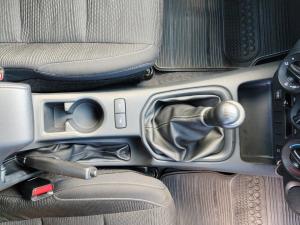 Toyota Hilux 2.4GD-6 Xtra cab Raider manual - Image 12