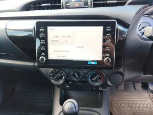Toyota Hilux 2.4GD-6 Xtra cab Raider manual - Image 15