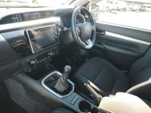 Toyota Hilux 2.8GD-6 double cab 4x4 Raider - Image 7