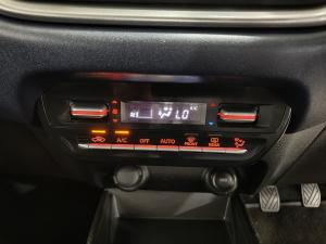 Suzuki Baleno 1.5 GL manual - Image 12