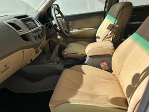 Toyota Fortuner 2.5D-4D - Image 7