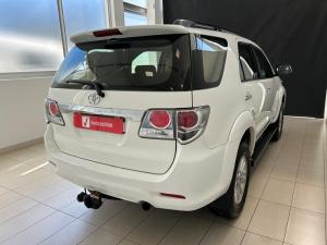 Toyota Fortuner 2.5D-4D - Image 2