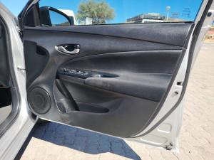 Toyota Yaris 1.5 Xs auto - Image 26