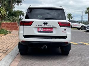 Toyota Land Cruiser 300 3.5T GR-Sport - Image 5