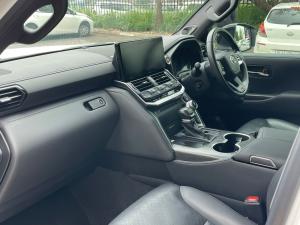 Toyota Land Cruiser 300 3.5T GR-Sport - Image 7