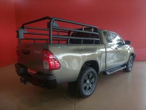 Toyota Hilux 2.4GD-6 Xtra cab Raider manual - Image 2