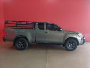 Toyota Hilux 2.4GD-6 Xtra cab Raider manual - Image 3