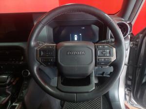 Toyota Land Cruiser Prado 2.8GD VX-R - Image 8