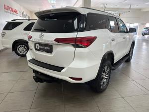 Toyota Fortuner 2.4GD-6 - Image 2