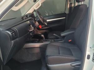 Toyota Hilux 2.4 GD-6 Raider X 4X4 automaticD/C - Image 7