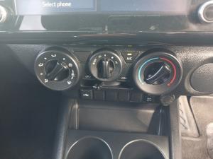 Toyota Hilux 2.4 GD-6 RB Raider automaticD/C - Image 14