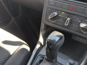 Volkswagen T-CROSS 1.0 TSI DSG - Image 9