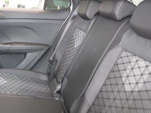 Volkswagen T-CROSS 1.0 TSI R-LINE DSG - Image 19